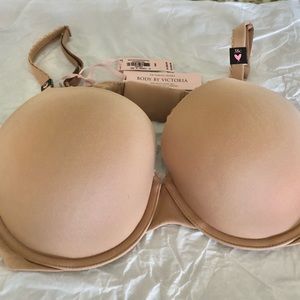 Victoria Secret Bra 38C